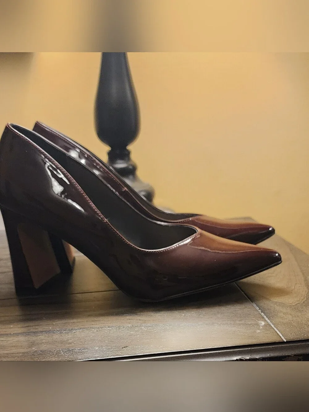 Michael Shannon Jenelle Burgundy Patent Pumps Women’s Size 11 Pointed Toe Heels